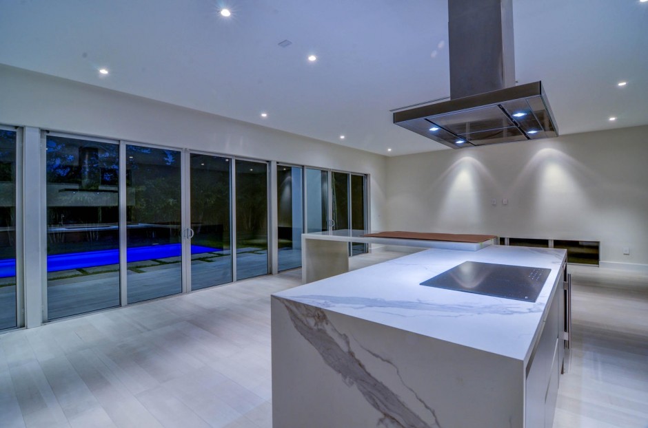 11 - Kitchen Twilight