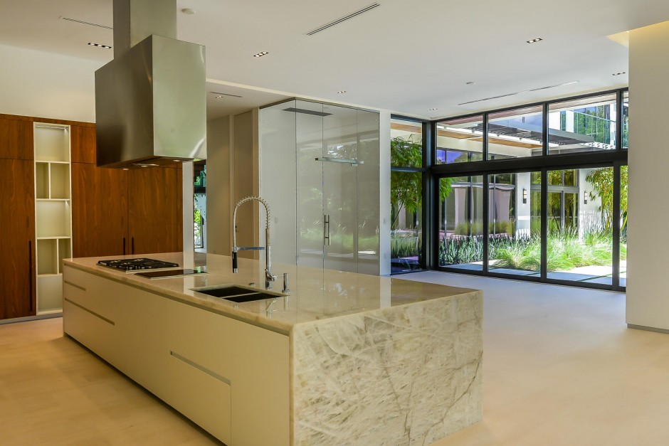 4780 SW 86th Terrace Miami FL-large-011-61-4780 30-1498x1000-72dpi